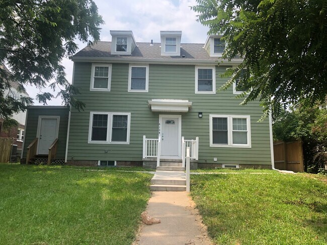 Foto del edificio - 6124 N 30th St
