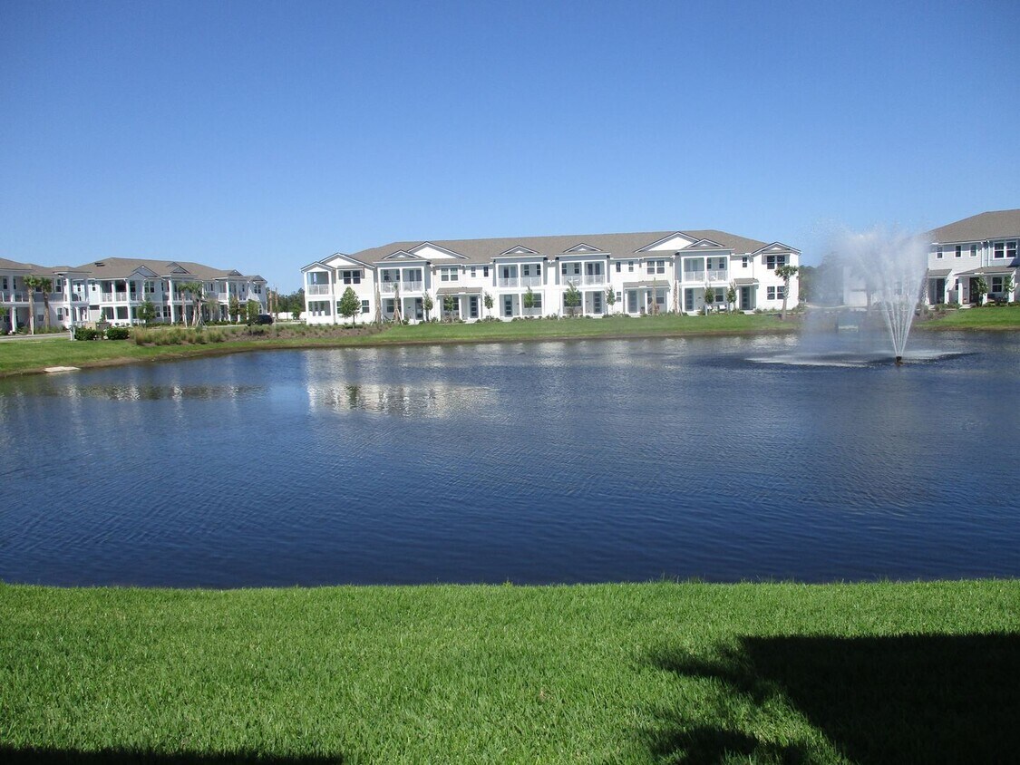 Foto principal - 3499 Headland Way