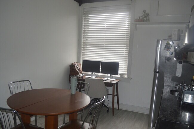 Foto del edificio - 2610 S Kildare Ave