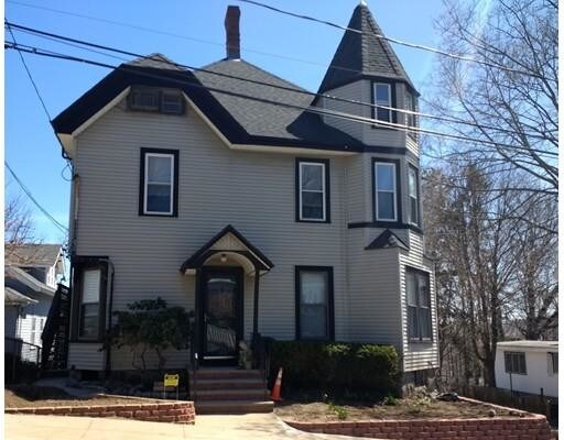 Primary Photo - 15 Conway St