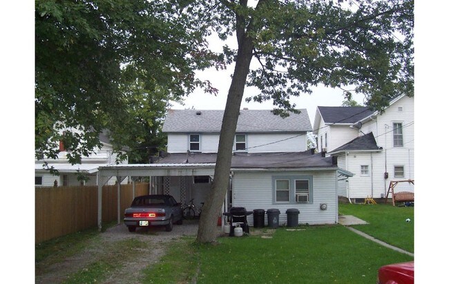 Alley View - Columbia City Triplex