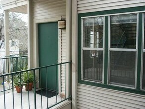 Building Photo - 3115 Tom Green St