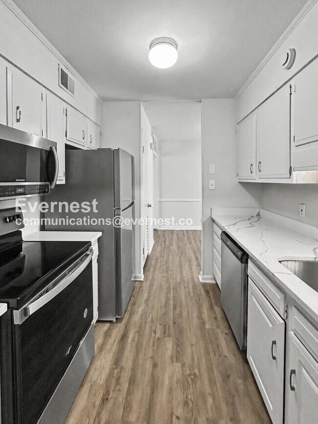 Foto del edificio - 2723 Reynolds Park Rd