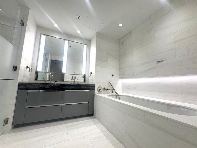 Building Photo - 682 Atlantic Ave