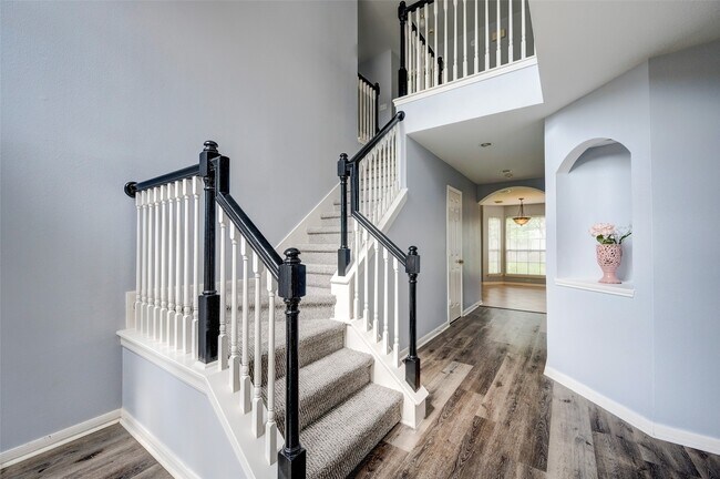 Foto del edificio - 21318 Rose Hollow Ln