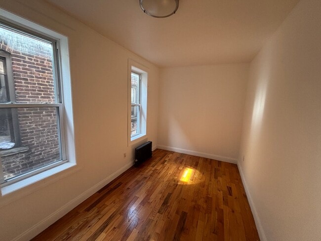 Foto del edificio - 5111 Palisade Ave