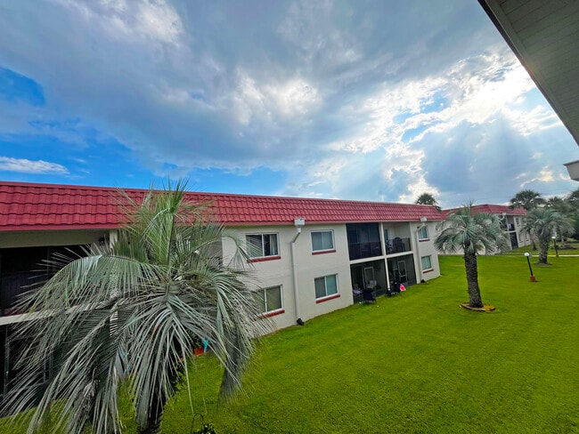 Building Photo - 7175 A1A S