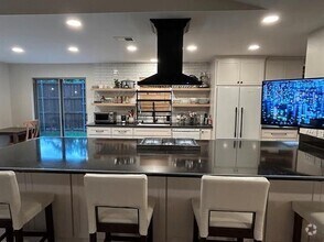 Building Photo - 3408 Greenbriar Ln