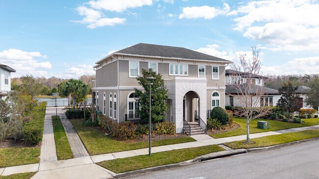 Foto del edificio - Luxury Waterfront Pool Home in Laureate Park | 4BR + Water Views