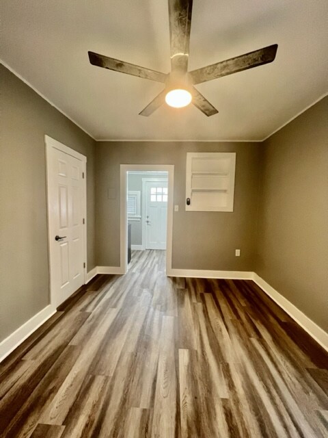 Foto principal - 1617 10th Ave