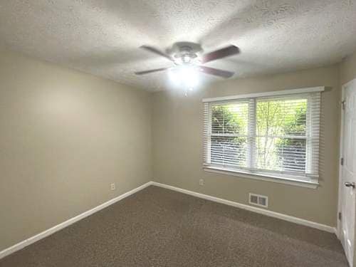 Building Photo - 3940 Butterfield Dr NW