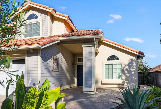Foto del edificio - Exceptional Escondido Living — 4 Bed | 3 B...