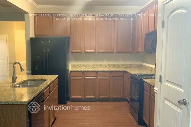 Foto del edificio - 526 Crestmont Ln