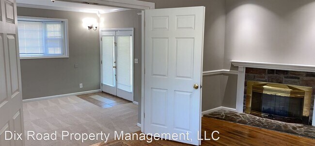 Foto del edificio - 3 br, 1 bath House - 1200 Southern Hills B...