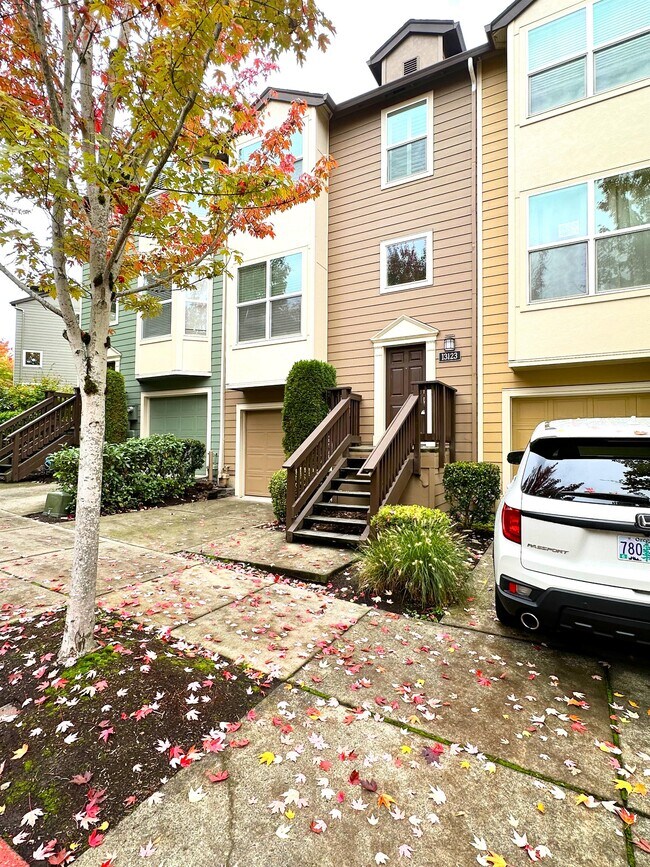 Building Photo - 13123 SW Raptor Pl