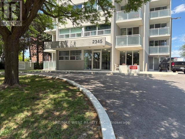 Building Photo - 2345 Confederation Pkwy