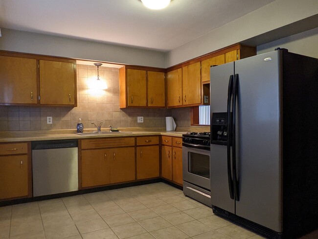 Foto del edificio - 2344 Wisconsin Rd