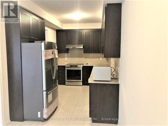 Photo du bâtiment - 72 Palace St