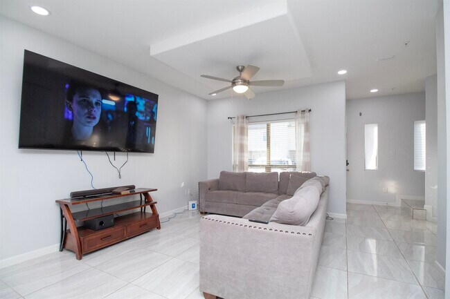 Foto del edificio - 4101 Blue Quail Rd
