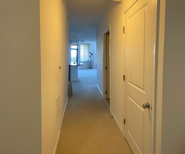 Entrance - 851 N Glebe Rd