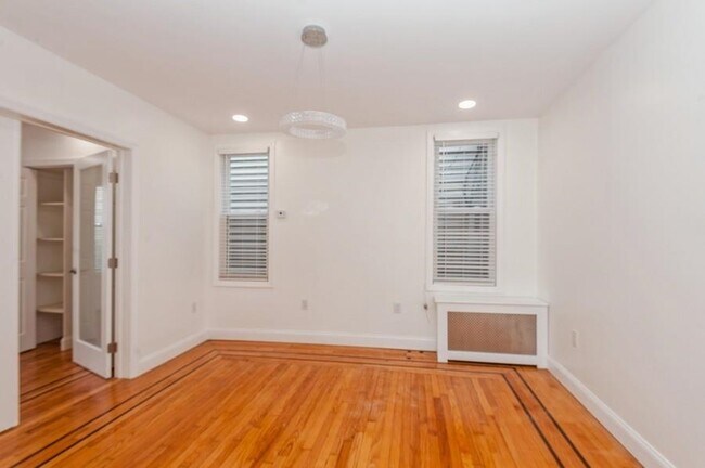 Building Photo - 315 MONASTERY Pl