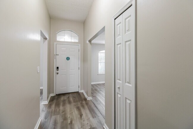 Building Photo - 1459 Dog Fennel Ct