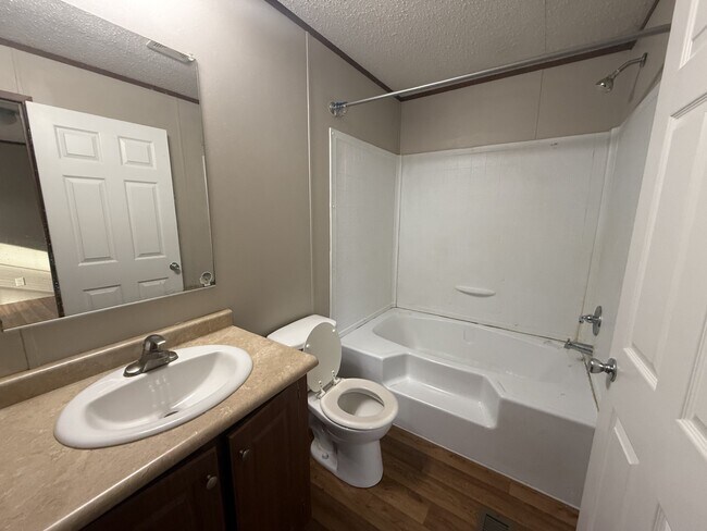 Foto del edificio - 4573 Springcress Ln