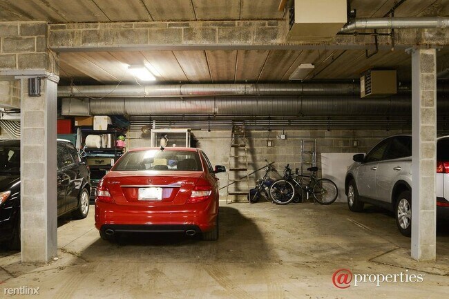 Foto del edificio - 3 br, 2.5 bath Condo - 1347 North Sedgwick...