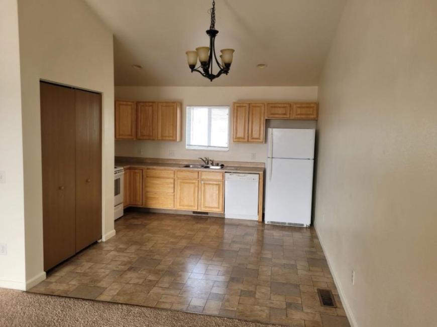 Foto principal - 2 bedroom in Laurel MT 59044