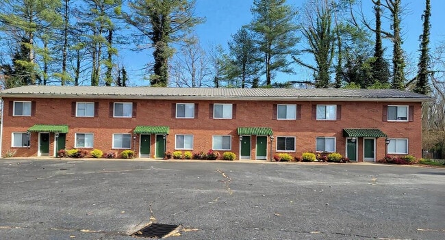 Building Photo - Meadowood Apartments