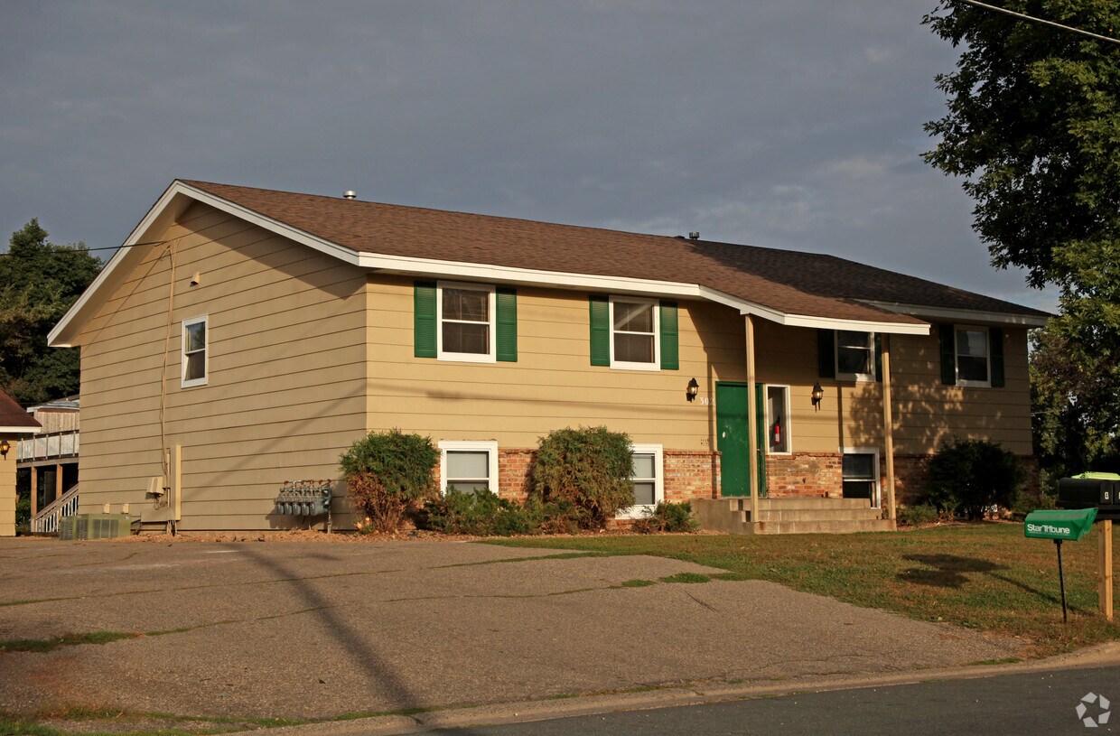 Foto del edificio - 1220 3rd Ave W