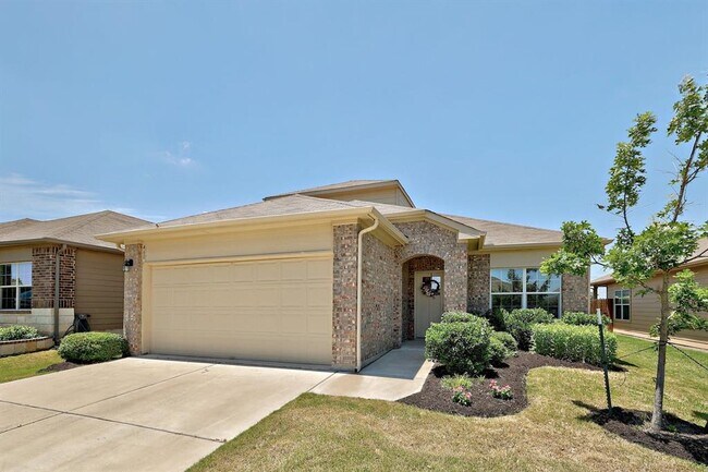 Foto del edificio - 460 Galway Bay Ln