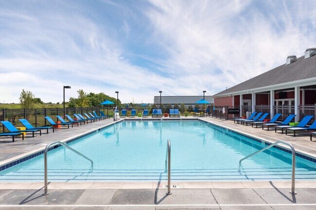 Pool - 4530 Nicklaus Dr