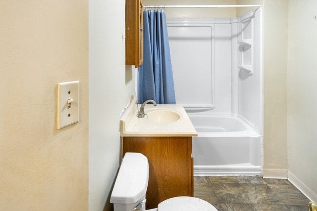 Photo - 822 Westcott St Apartment