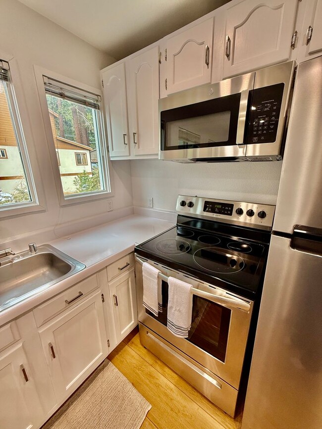 Foto del edificio - 41 Ridgecrest Dr