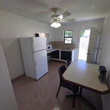 Building Photo - 10834 Cayman Mist Dr