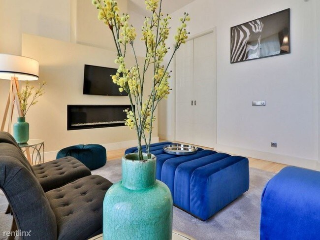 Foto del edificio - 2585 Park Blvd