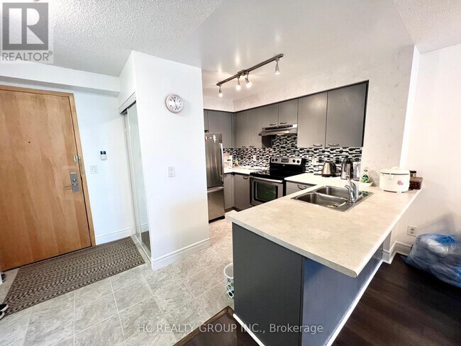 Building Photo - 62 Suncrest Blvd