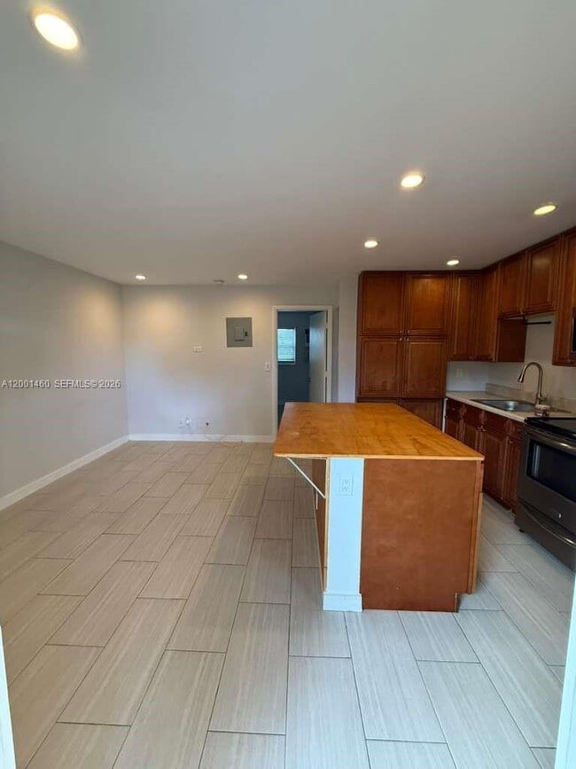 Foto del edificio - 5150 NE 6th Ave