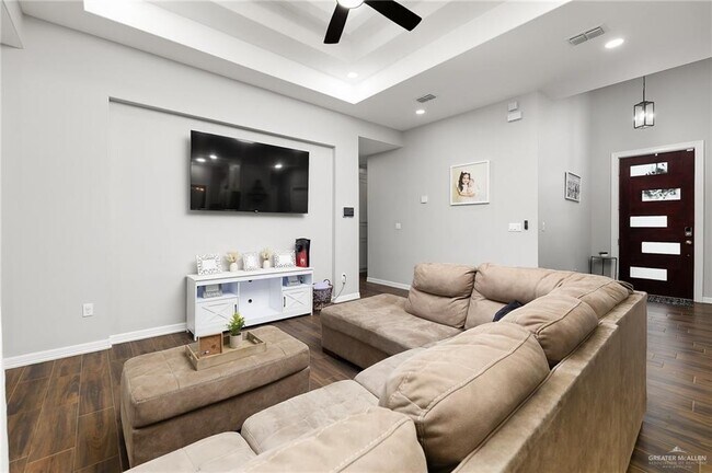 Foto del edificio - 1009 Sunny Dr