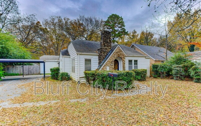 Foto del edificio - 716 Loeb St