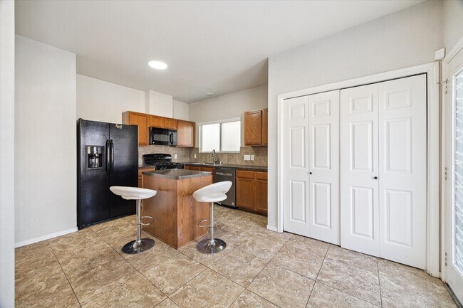 Foto del edificio - 20566 Sycamore Crest Ln
