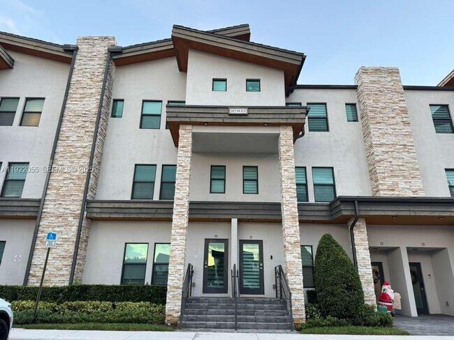 Foto del edificio - 10473 NW 82nd St