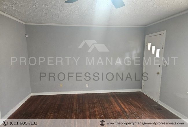 Foto del edificio - 2871 Fairhill Dr