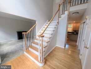 Building Photo - 114 Lenape Dr