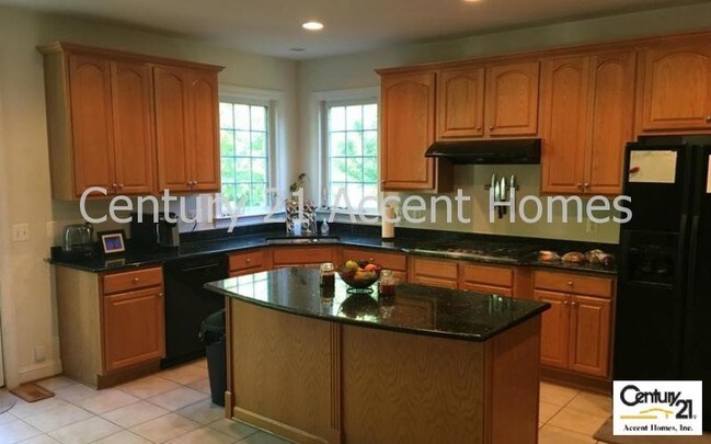 Foto del edificio - 9209 Treasure Oak Ct