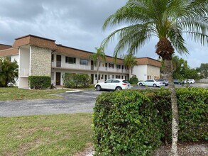 Building Photo - 2878 Donnelly Dr