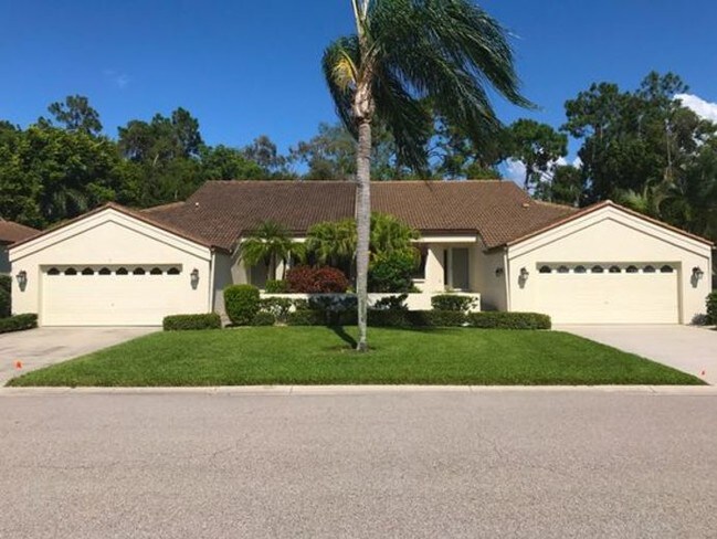Building Photo - 6082 Forest Villas Cir