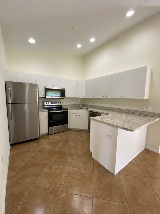 Foto principal - 17469 Ellie Dr