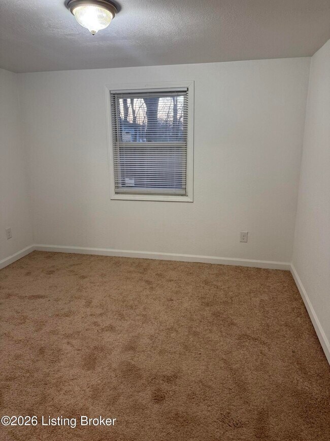 Building Photo - 424 S 22nd St